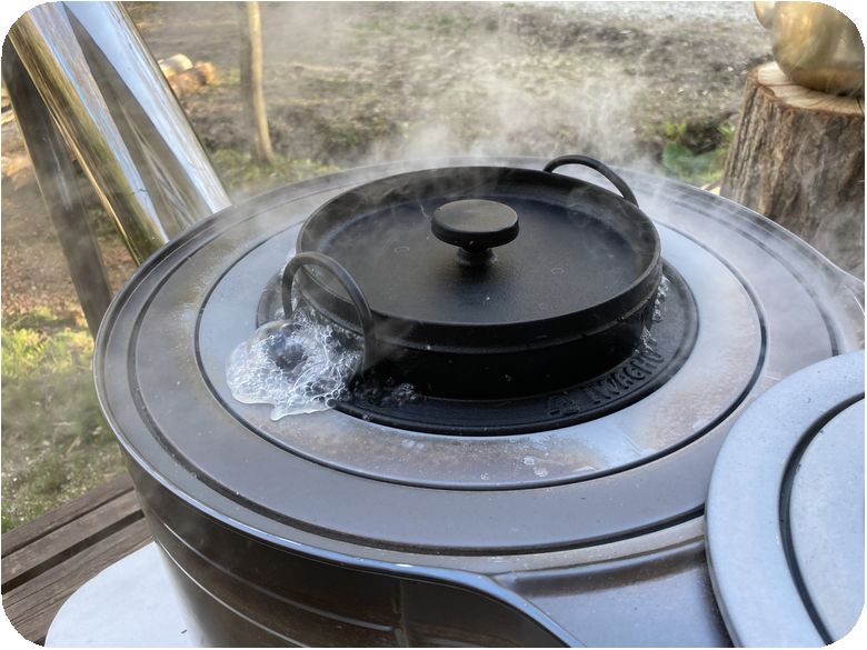 炊飯噴きこぼれ